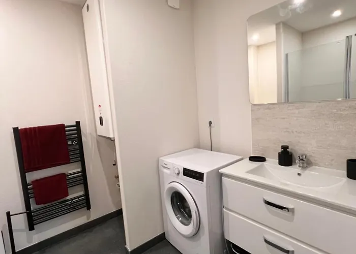 Lysbed - T2 Le Flore * Анже